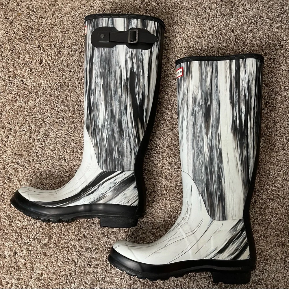 Hunter Limited Edition Original Nightfall Black/White Tall Rain Boots Size 9 - Picture 4 of 10